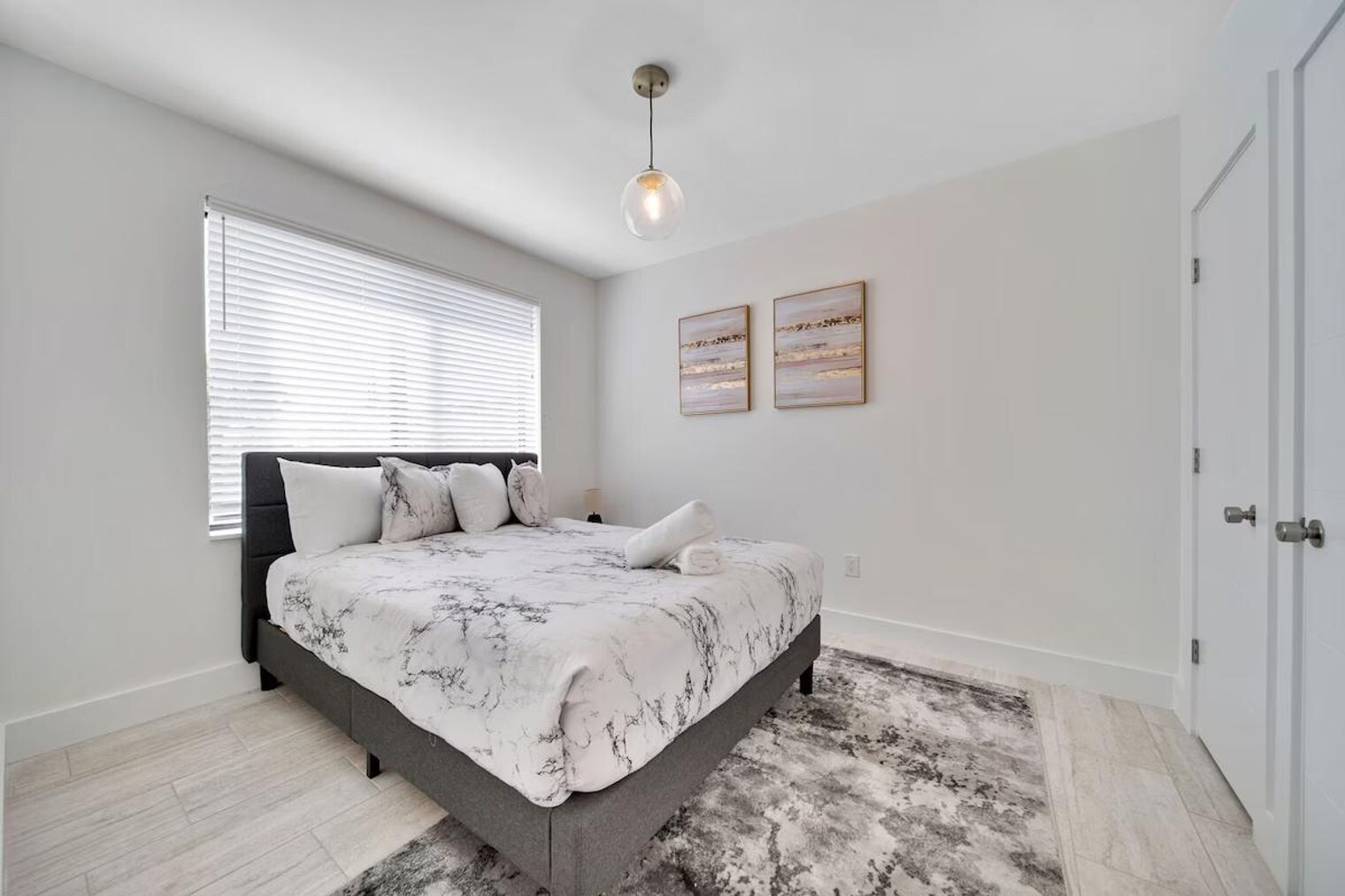 Building Photo - 1540 SW 22nd Ave