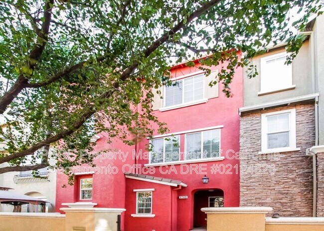 Building Photo - 1749 Camino Real Way