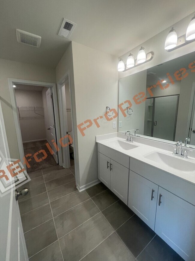 Building Photo - 7129 Stratified Ct