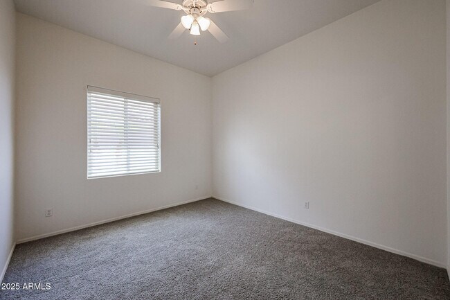 Building Photo - 2318 N Boulder Mountain