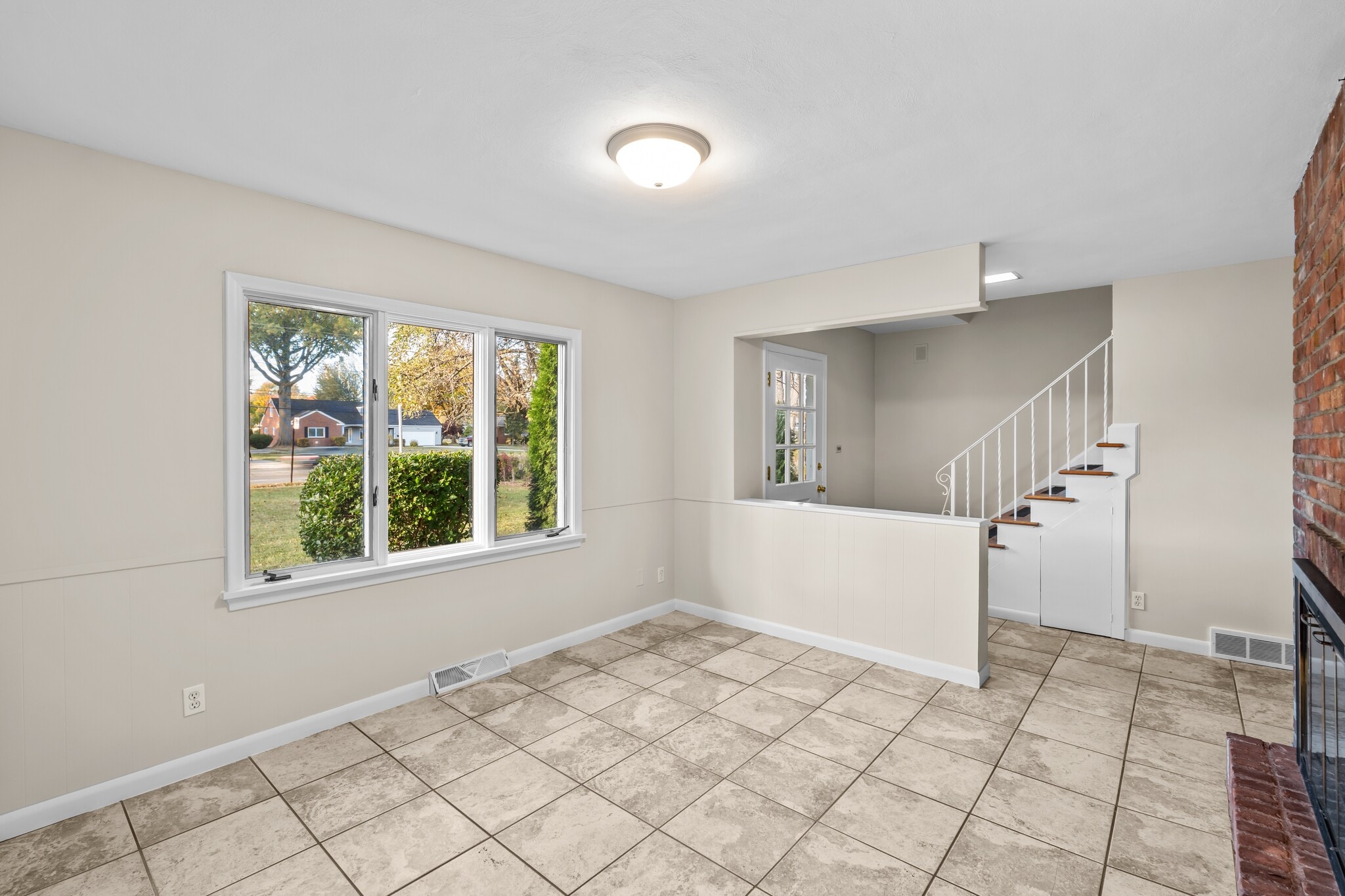 Building Photo - 3735 Heatherdowns Blvd