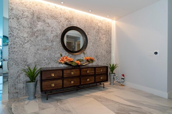 Building Photo - 701 N Fort Lauderdale Beach Blvd