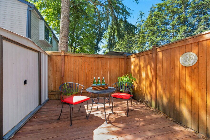 Building Photo - 105 146th Ave SE