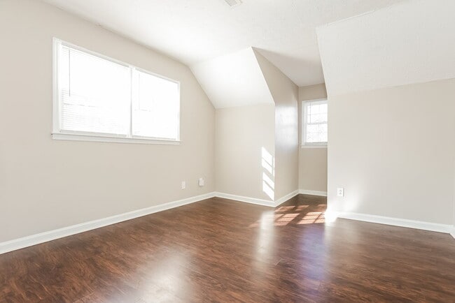 Building Photo - 4711 Pebble Ct