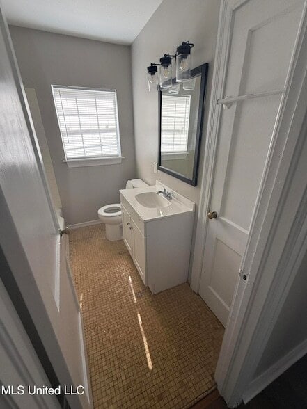 Building Photo - 1609 Gordon Ave