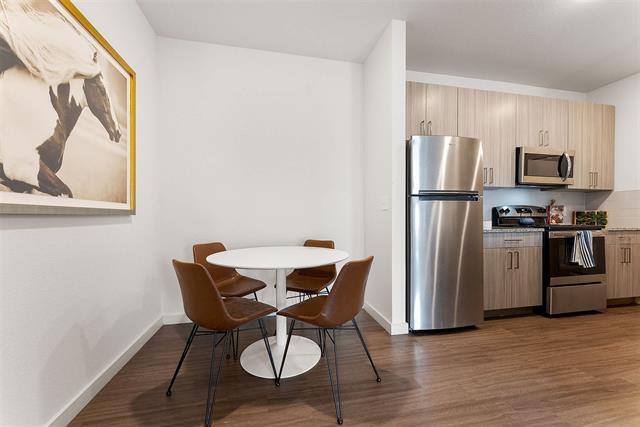 Building Photo - 13301 Dessau Rd