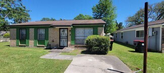 Building Photo - 3Bed 1Bath N. Lafayette