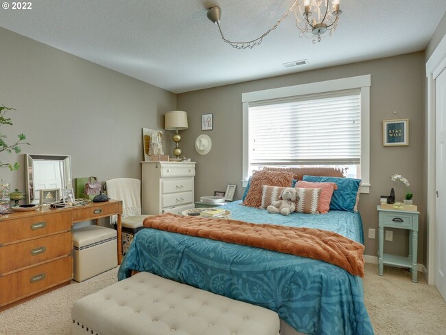 Building Photo - 11464 SW 96th Ave