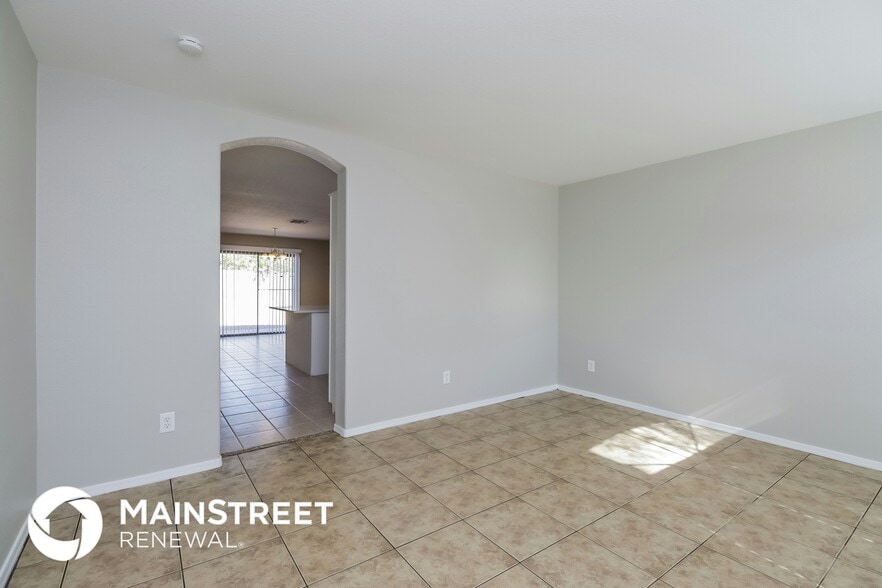 Building Photo - 6242 W Illini St