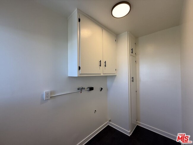 Building Photo - 25226 Loytan St
