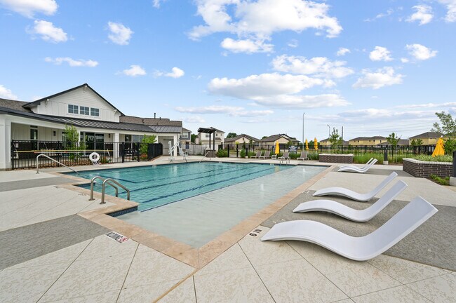 Building Photo - Katy Legacy
