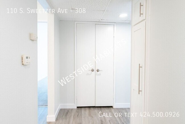 Building Photo - 110 Sweetzer Ave