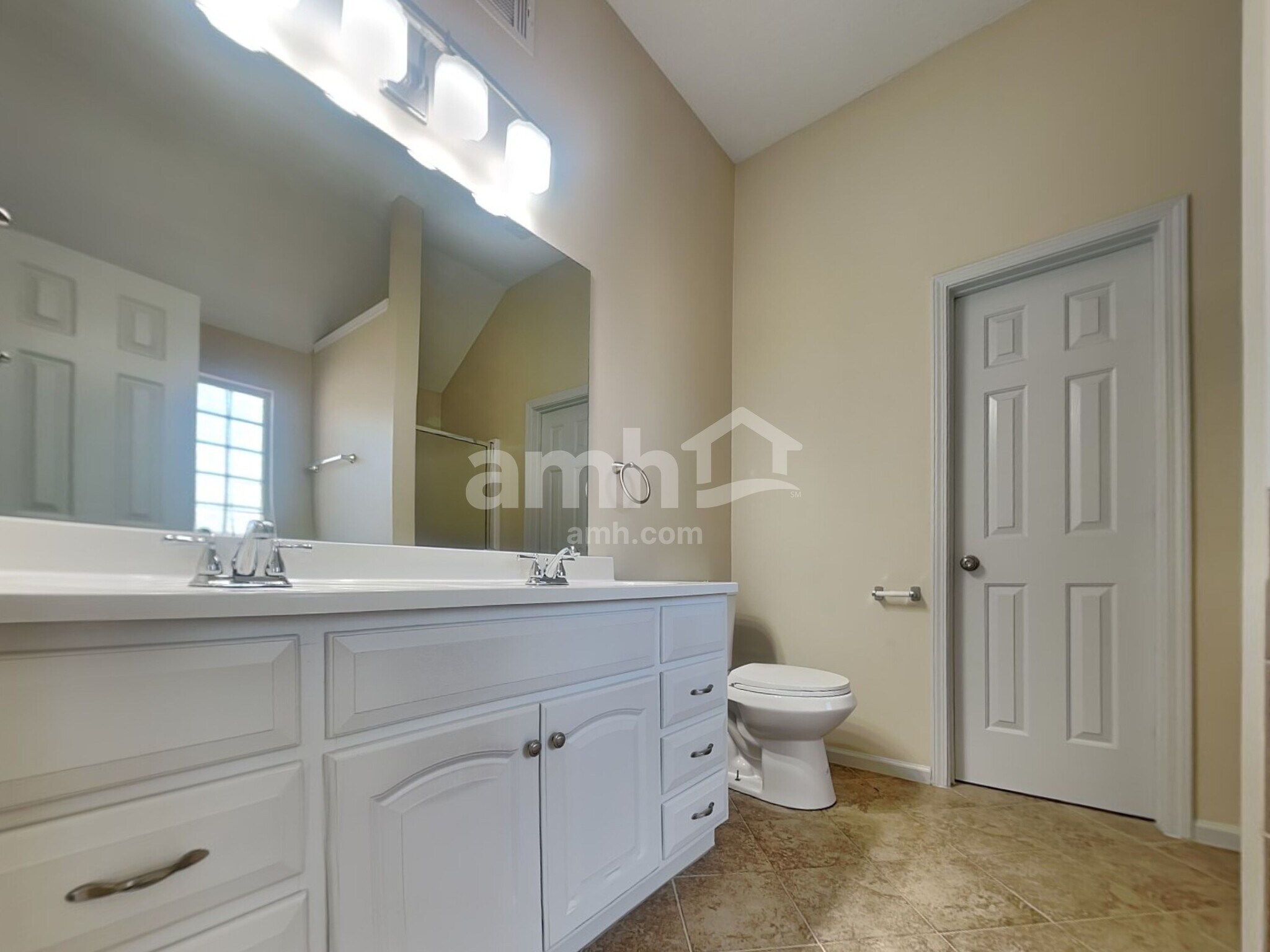 Building Photo - 4298 Persian Ct