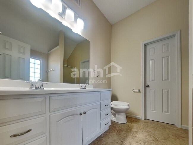 Building Photo - 4298 Persian Ct