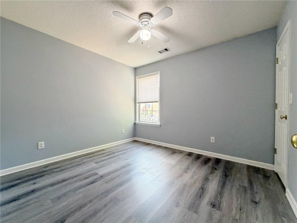 Building Photo - 11545 Carriage Park Ln