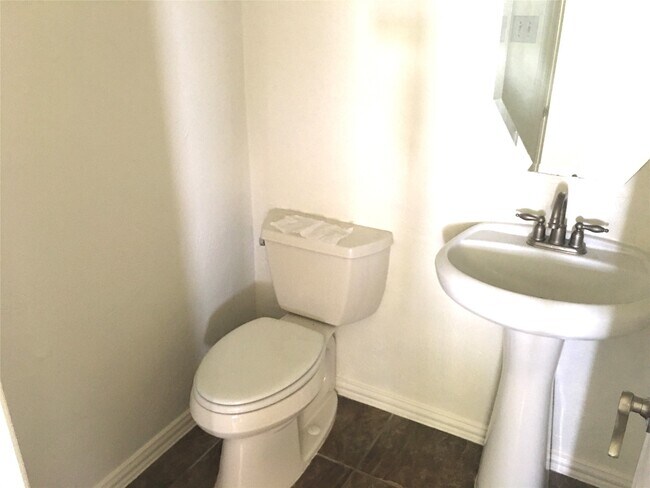 Building Photo - 10730 Sea Myrtle Dr