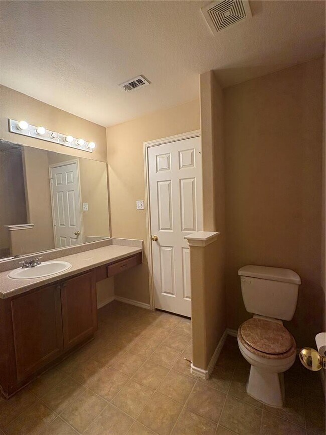 Building Photo - 18316 Great Falls Dr