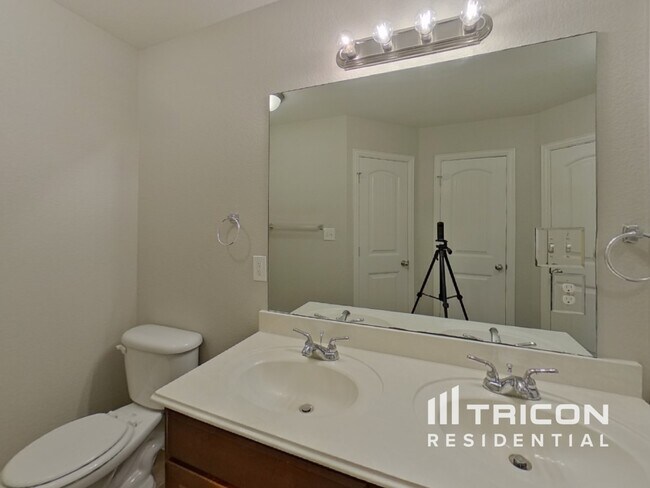Building Photo - 12428 Hunters Mill Trail