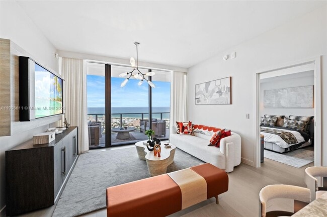 Building Photo - 501 West Ave