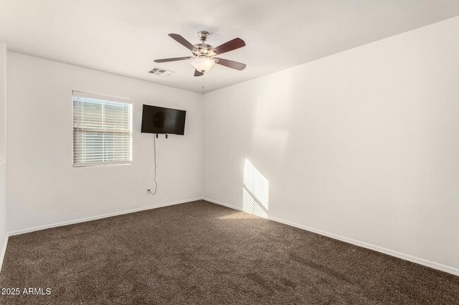 Building Photo - 21090 E Munoz St