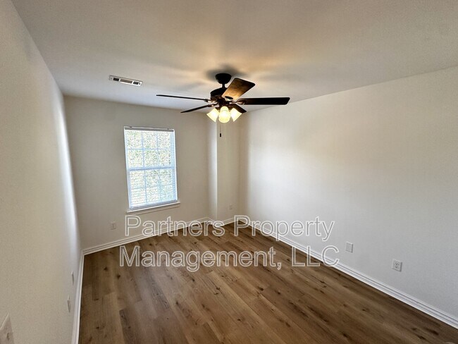 Building Photo - 12267 Rambling Rose Way