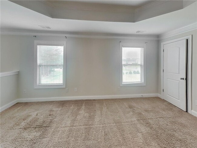 Building Photo - 85 Lotus Ln