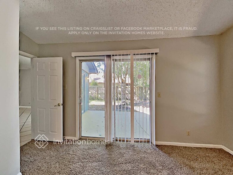 Building Photo - 385 Filmore Dr