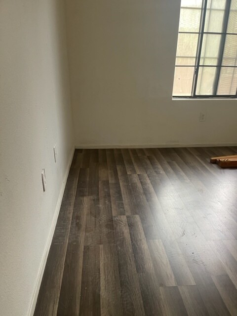 Building Photo - 2141 Hussium Hills St