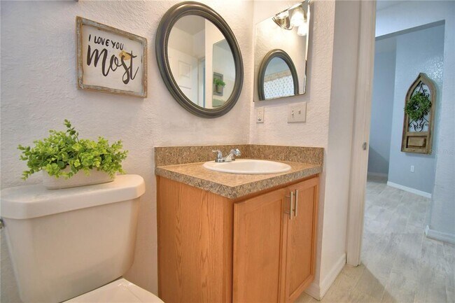 Building Photo - 4970 Mandolin Ct