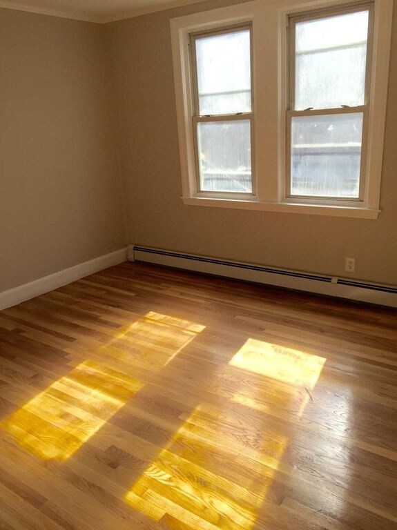 Building Photo - 158 Otis St