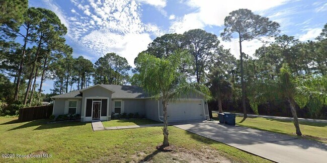 Primary Photo - 1653 Sea Drift Ct NW