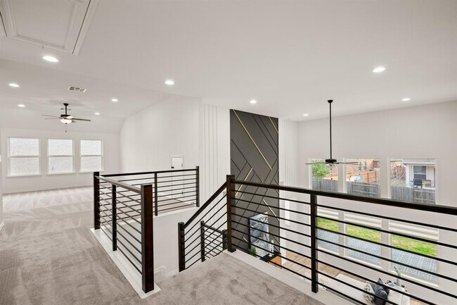 Building Photo - 20521 Martin Ln