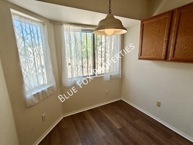 Building Photo - 2415 W Calle Retana