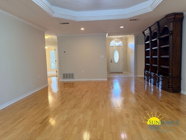 Building Photo - Charming 3-Bedroom Home in Fort Walton Beach!