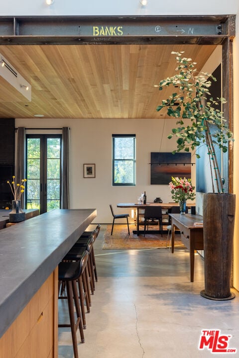 Building Photo - 746 Marco Pl