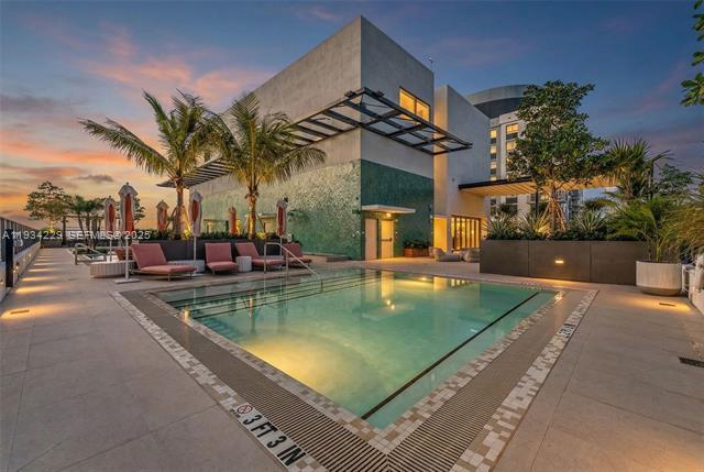 Building Photo - 11 NE 6th St