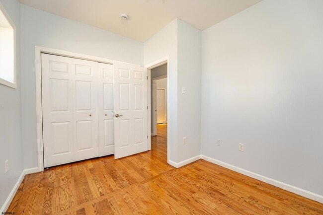 Building Photo - 222 S Rhode Island Ave