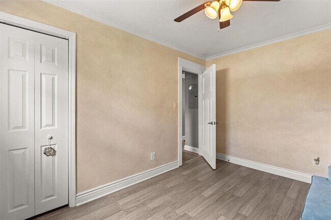 Building Photo - 2120 Murdock Blvd