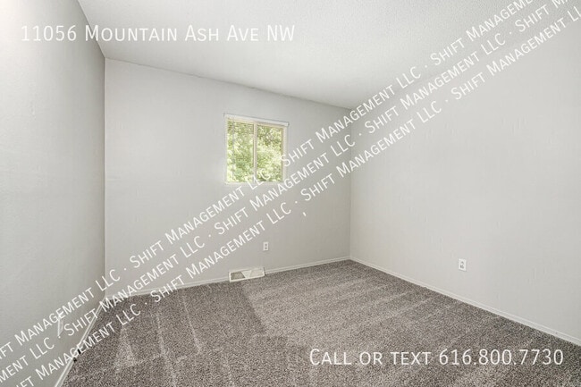 Building Photo - 11056 Mountain Ash Ave NW