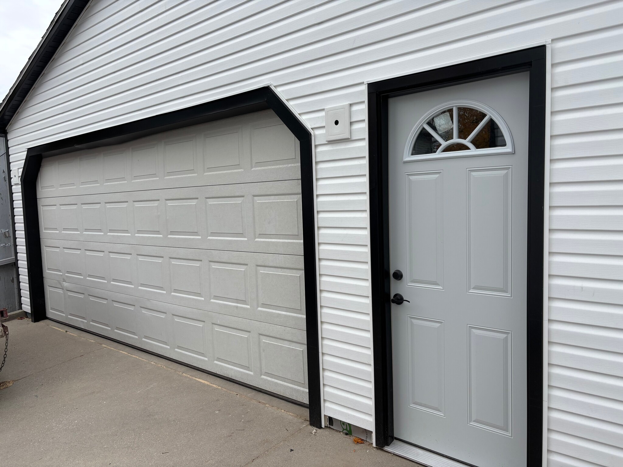 Building Photo - 1216 Hamilton St