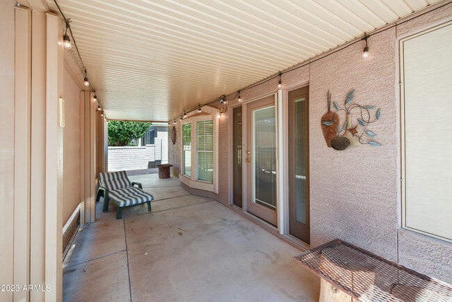 Building Photo - 6178 S Pinehurst Dr