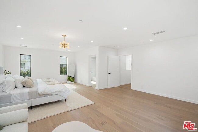 Building Photo - 4545 Balboa Ave
