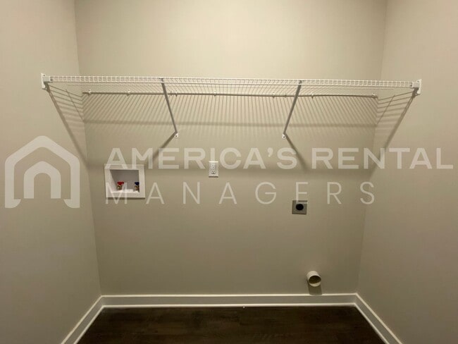 Building Photo - Home for Rent in Jemison, AL...Available to View Now!