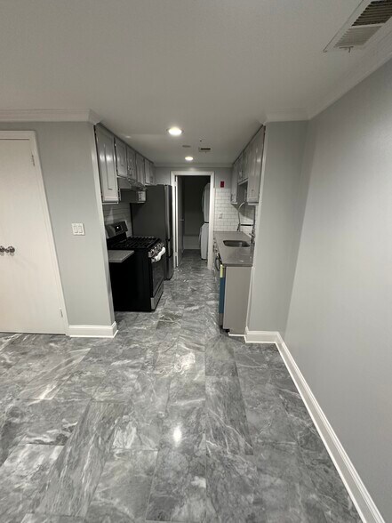 Building Photo - 287 Sagamore Hills Dr