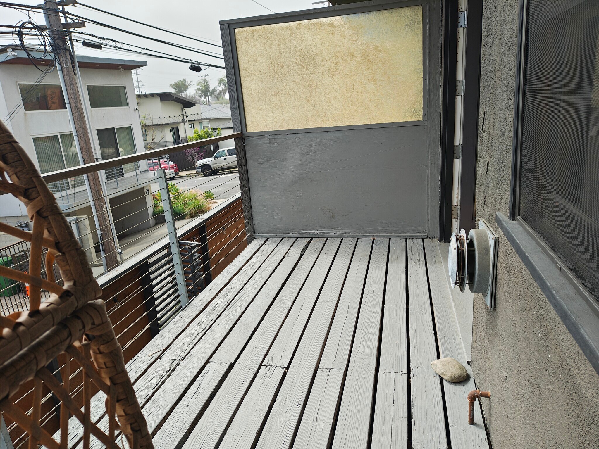 Building Photo - 252 3rd Ave