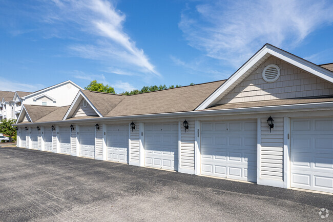 Garage Parking - Golf Brook Apartments