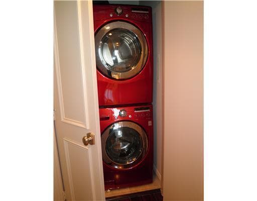 Building Photo - 3020 NE 32nd Ave