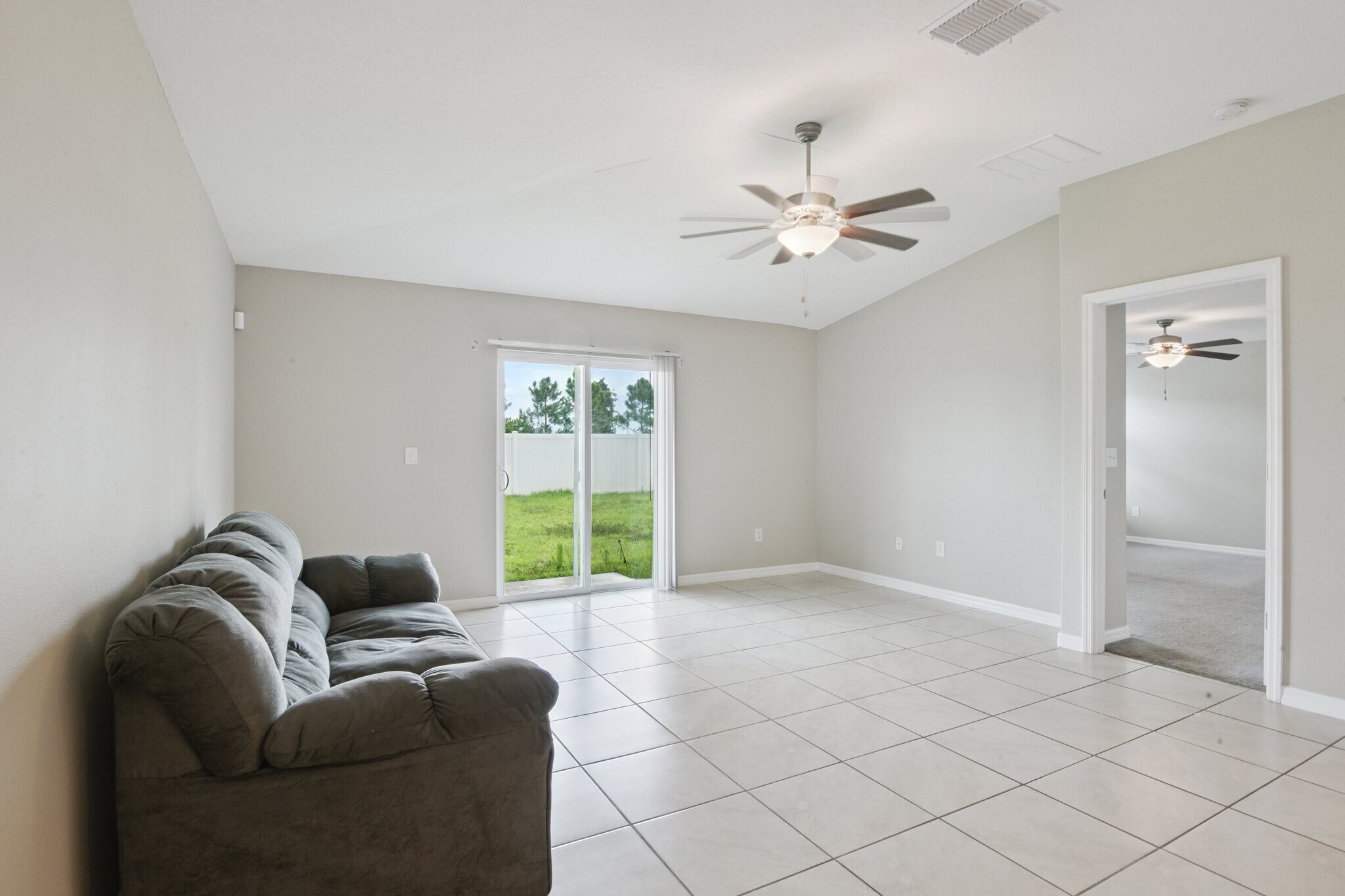 Building Photo - 5436 Blue Azure Dr