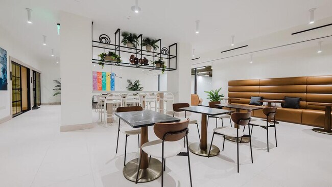 Building Photo - 40 NW 3rd St