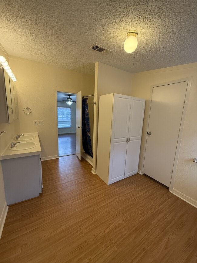 Building Photo - 7790 NW 170th St